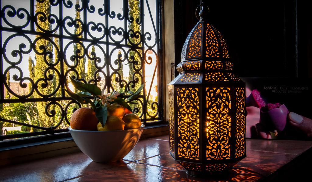 Tazrou Riad Sougtani מראה חיצוני תמונה