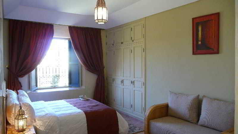 Tazrou Riad Sougtani מראה חיצוני תמונה