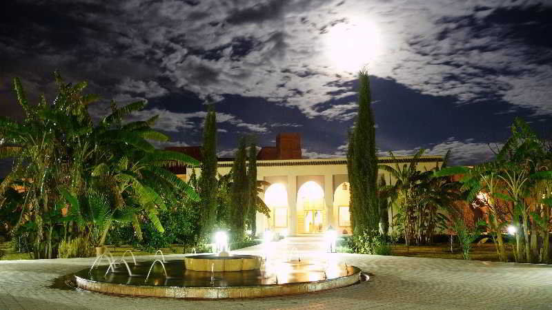 Tazrou Riad Sougtani מראה חיצוני תמונה